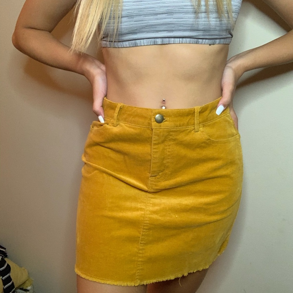 Yellow skirt